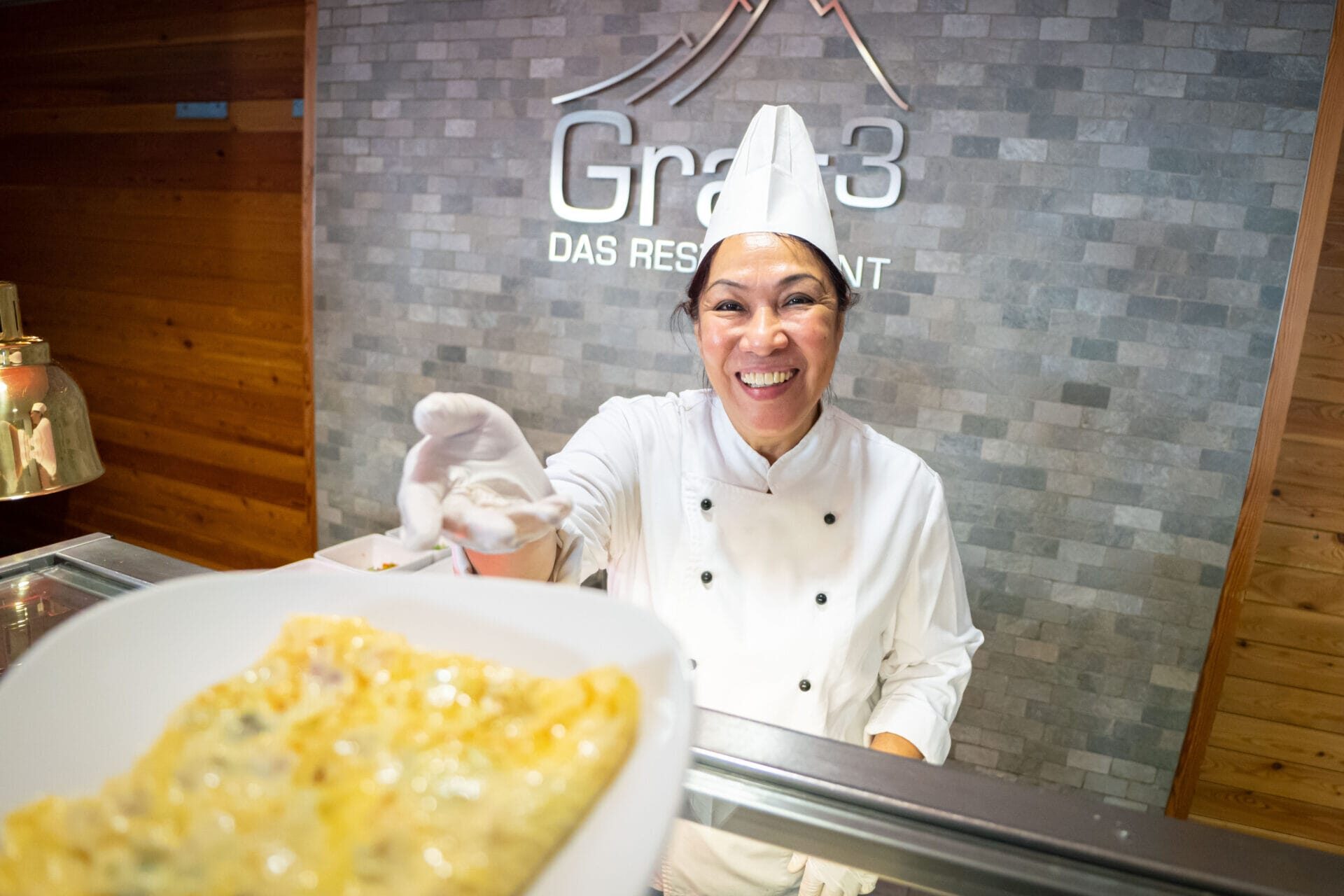 Frühstücksservice im Holiday Inn Munich City Centre.